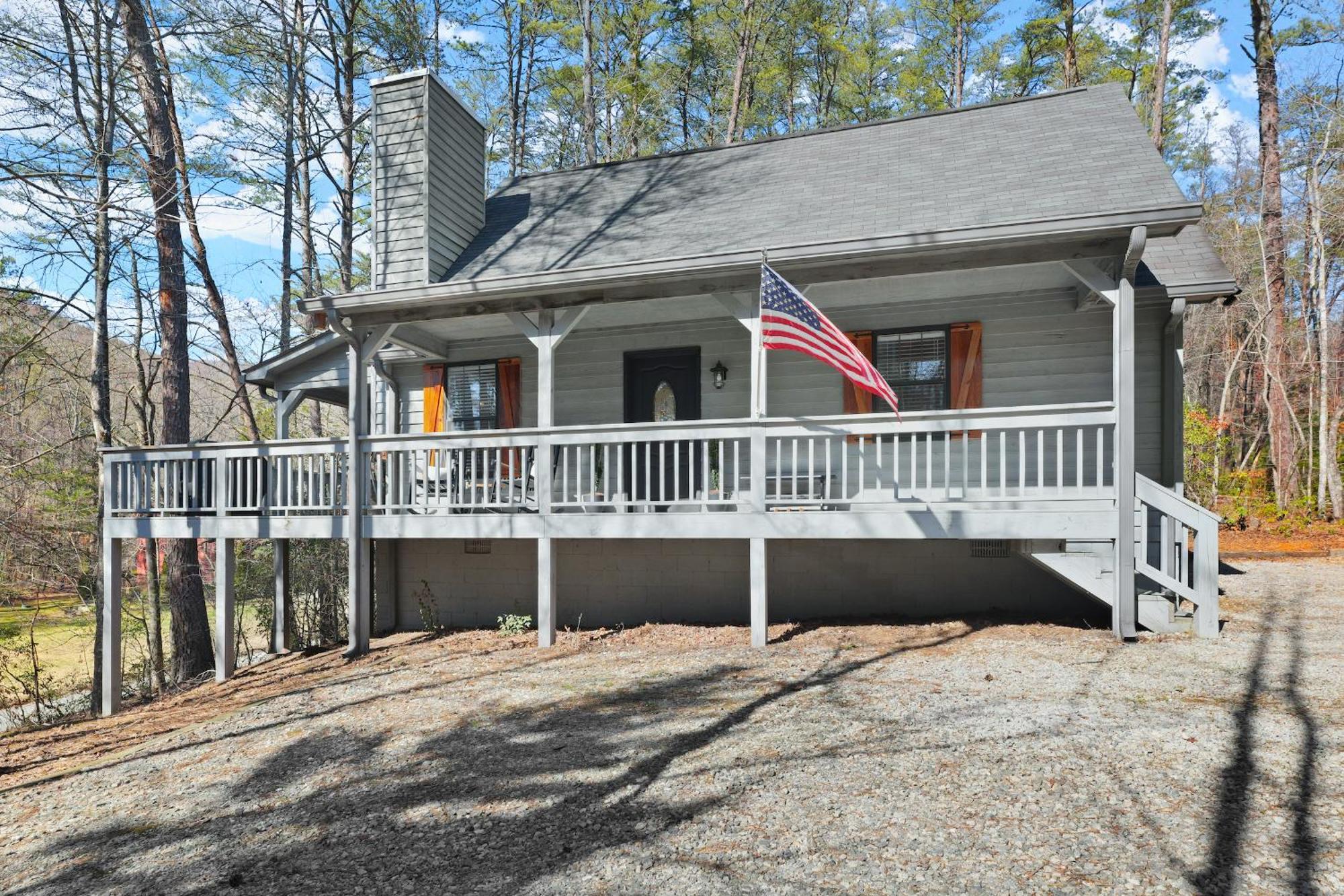 Firefly Lodge - Cozy 4 Bedroom Cabin Minutes To Helen Sautee Nacoochee Exterior photo